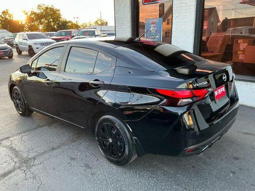 2024 Nissan Versa 1.6 S