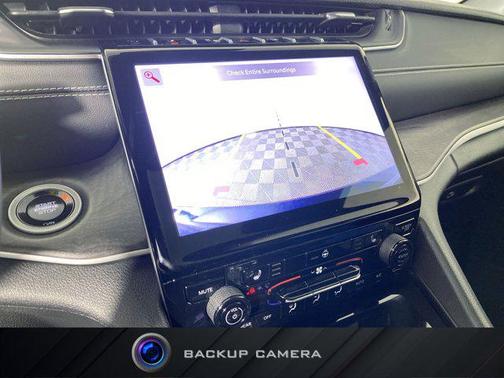 Diamond Black Crystal Pearlcoat 2024 Jeep Grand Cherokee Limited