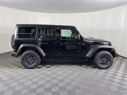 Black Clearcoat 2026 Jeep Wrangler Sport S