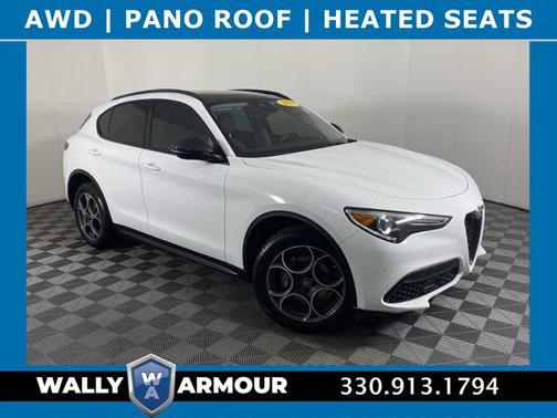 2021 Alfa Romeo Stelvio Base