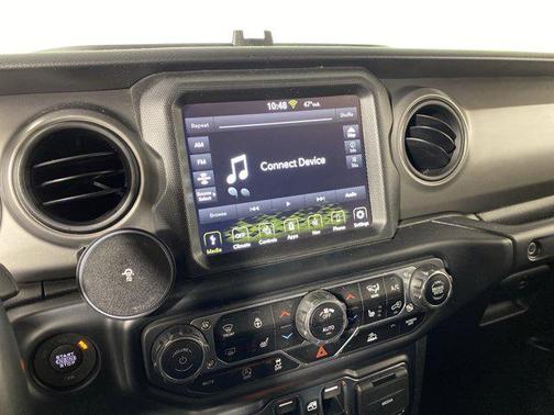 2022 Jeep Wrangler Willys