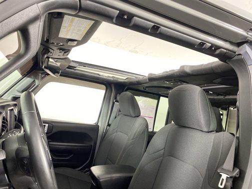 2022 Jeep Wrangler Willys