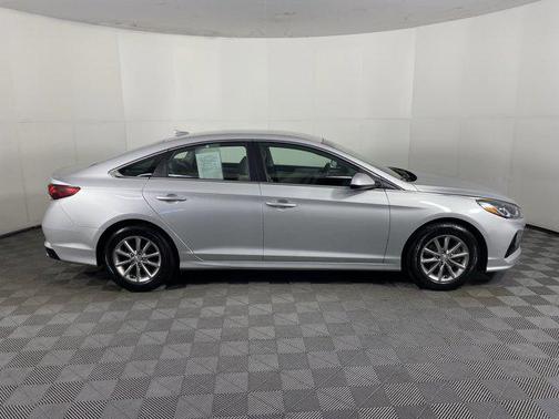 2018 Hyundai SONATA ECO