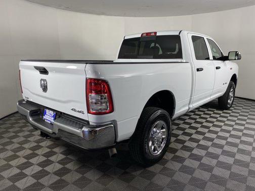2022 RAM 2500 Tradesman Crew Cab 4x4 6'4' Box