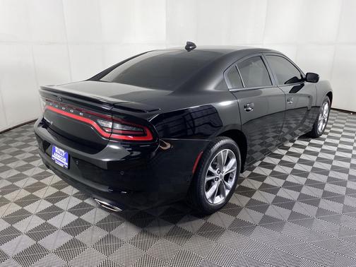 Pitch Black Clearcoat 2020 Dodge Charger SXT