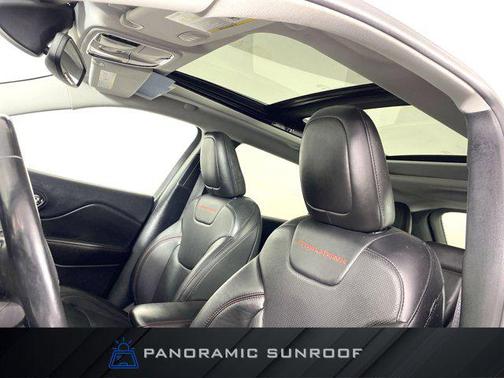 2020 Jeep Cherokee Trailhawk Elite