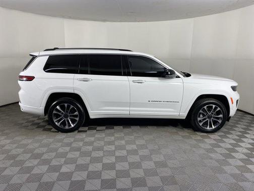 2023 Jeep Grand Cherokee L Overland