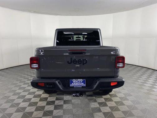 2022 Jeep Gladiator Sport S