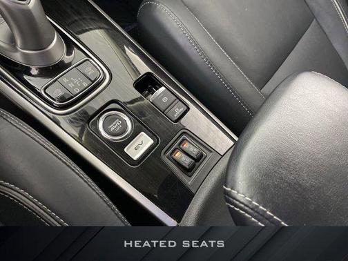 Rally Red Metallic 2018 Mitsubishi Outlander PHEV SEL