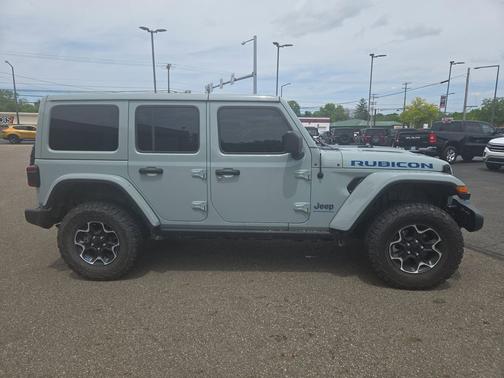 Earl Clearcoat 2023 Jeep Wrangler 4xe Rubicon