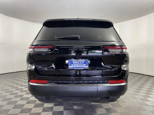 2022 Jeep Grand Cherokee L Altitude