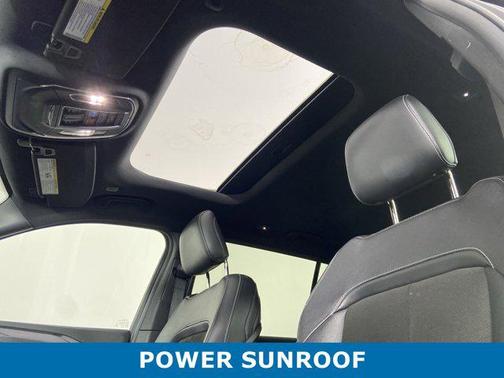 2022 Jeep Grand Cherokee L Altitude