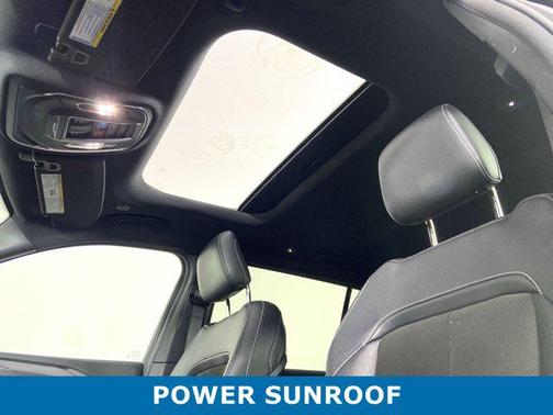 2022 Jeep Grand Cherokee L Altitude