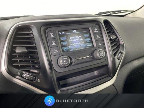 2017 Jeep Cherokee Sport