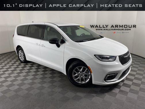 2025 Chrysler Pacifica L