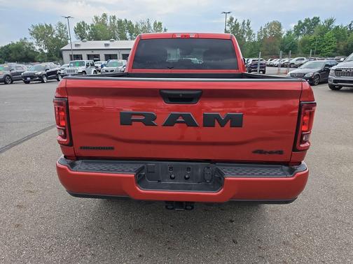 Molten Red Pearlcoat 2026 RAM 2500 Big Horn Crew Cab 4x4 6'4' Box