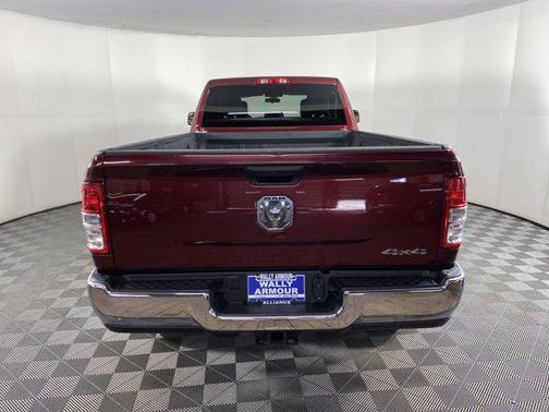 2021 RAM 2500 Tradesman Crew Cab 4x4 8' Box