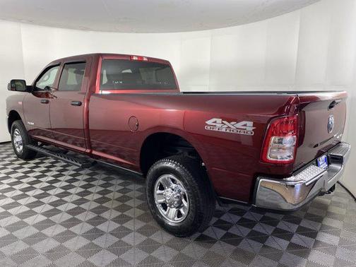 2021 RAM 2500 Tradesman Crew Cab 4x4 8' Box