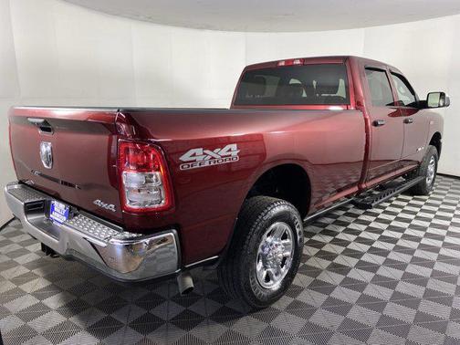 2021 RAM 2500 Tradesman Crew Cab 4x4 8' Box