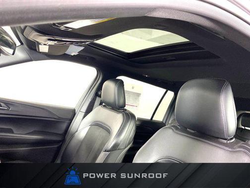 Baltic Gray Metallic Clearcoat 2023 Jeep Grand Cherokee L Altitude