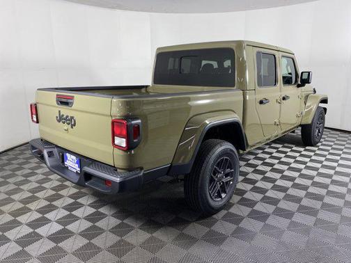 2025 Jeep Gladiator Sport S