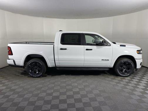 Bright White Clearcoat 2026 RAM 1500 Big Horn/Lone Star