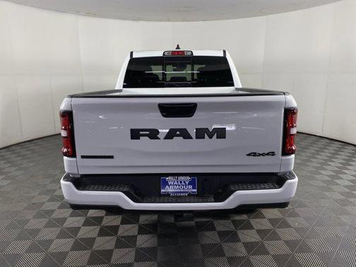 Bright White Clearcoat 2026 RAM 1500 Big Horn/Lone Star