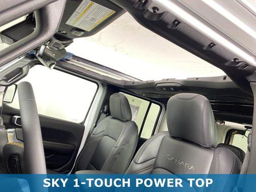 2024 Jeep Wrangler 4-Door Sahara 4x4