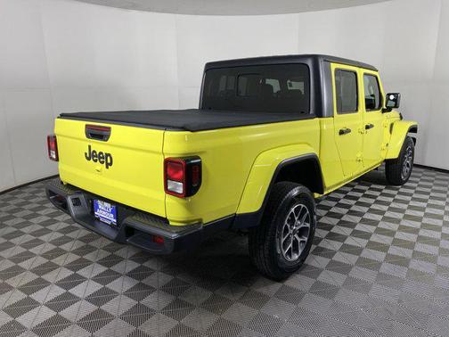 2024 Jeep Gladiator Sport S