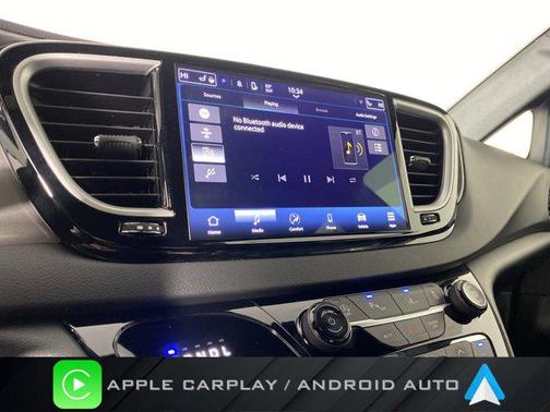 2025 Chrysler Voyager LX