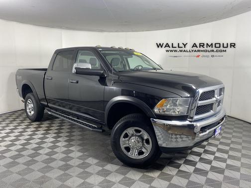 Brilliant Black Crystal Pearlcoat 2018 RAM 2500 Tradesman Crew Cab 4x4 6'4' Box