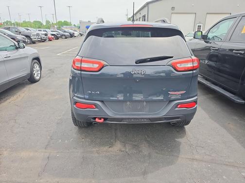 Rhino Clearcoat 2016 Jeep Cherokee Trailhawk