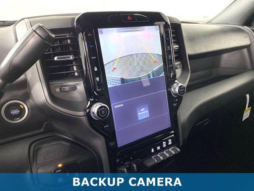 2025 RAM 2500 Tradesman Crew Cab 4x4 6'4' Box