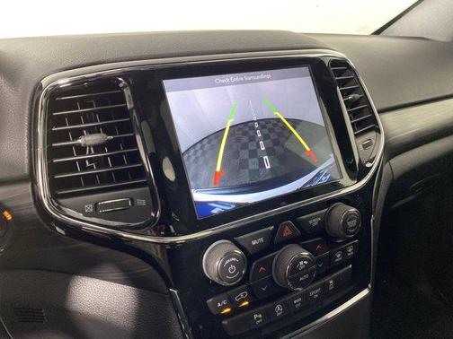 2019 Jeep Grand Cherokee Upland
