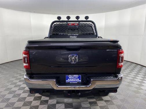 2020 RAM 2500 Tradesman Crew Cab 4X4 6'4' Box