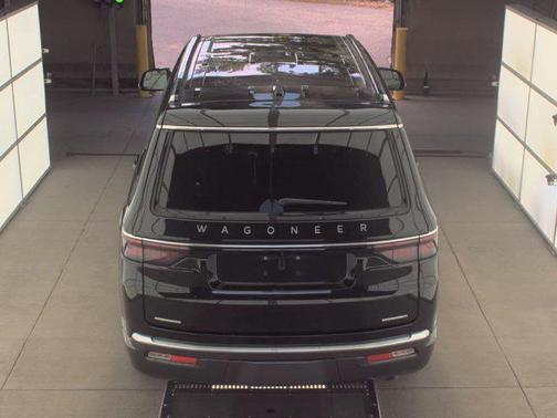 2022 Jeep Wagoneer Series I 4x4