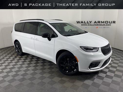 2026 Chrysler Pacifica L