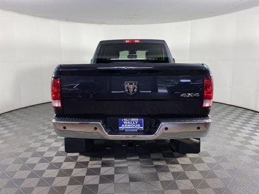 2017 RAM 2500 Tradesman Crew Cab 4x4 6'4' Box