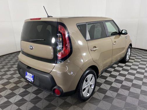 Latte Brown 2015 Kia Soul Base