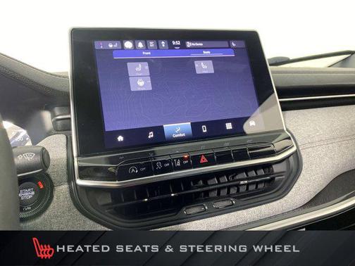 Sting-Gray Clearcoat 2023 Jeep Compass Latitude Lux