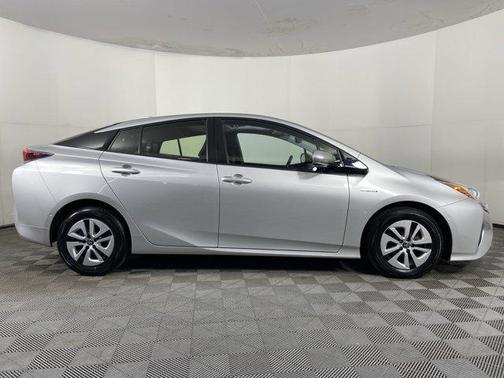 2017 Toyota Prius Four