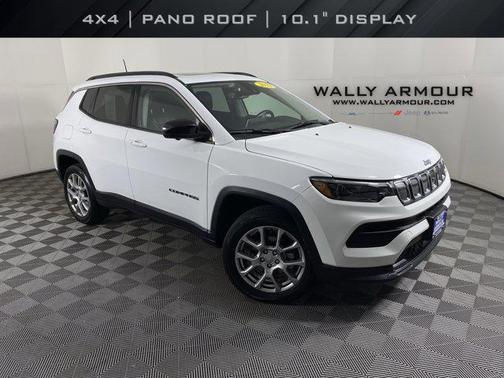 2022 Jeep Compass Latitude Lux