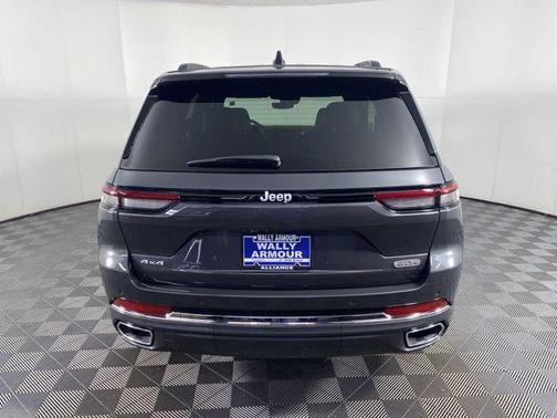 2025 Jeep Grand Cherokee Overland