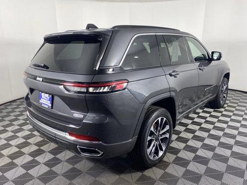 2025 Jeep Grand Cherokee Overland