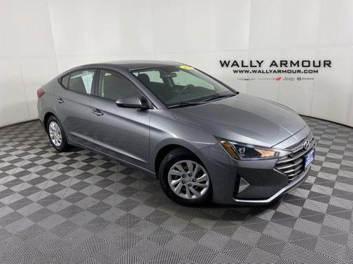 2019 Hyundai ELANTRA SE