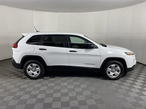 Bright White Clearcoat 2016 Jeep Cherokee Sport