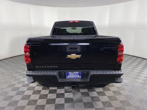 2018 Chevrolet Silverado 1500 Custom