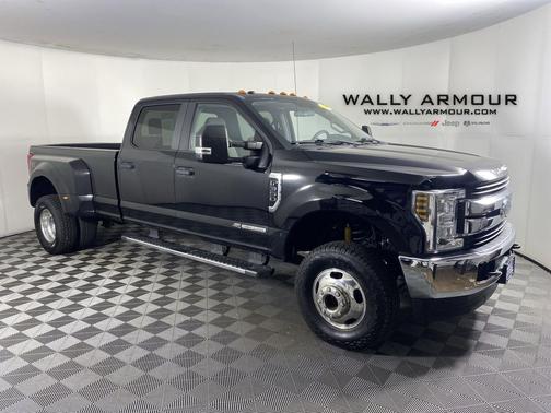 Shadow Black 2018 Ford F-350 XL