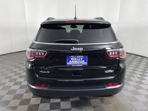 2023 Jeep Compass Latitude Lux