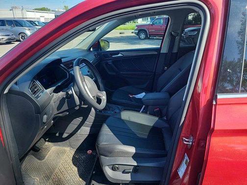 2022 Volkswagen Tiguan 2.0T SE 4MOTION